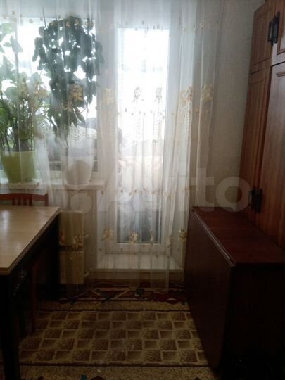 3-к. квартира, 58 м², 1/3 эт.