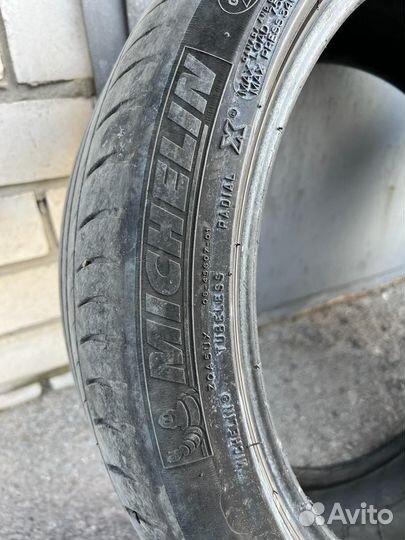 Michelin Pilot Sport 4 245/40 R19 и 275/35 R19 100Y
