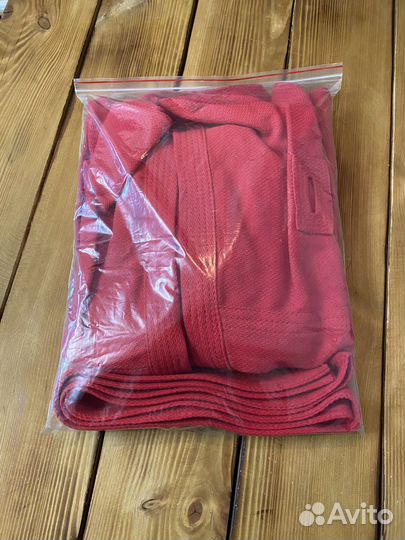 Самбовка новая. Рост 165 см. Красная