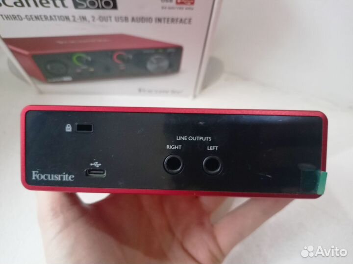 Звуковая карта Focuseite Scarlett solo 3rd Gen