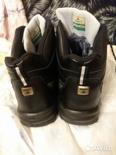 Зимние ботинки