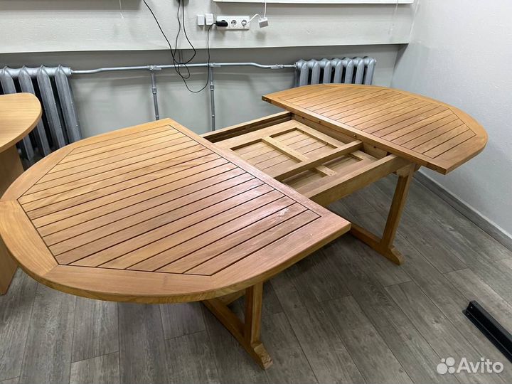 Раздвижной стол из тикового дерева