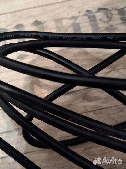 Редкий кабель для iPhone