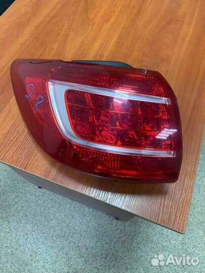 Фара задняя Kia Sportage 3 левая