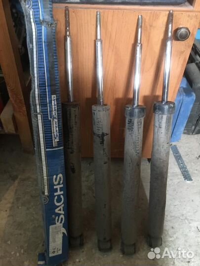 Амортизаторы задние BMW 5 e39