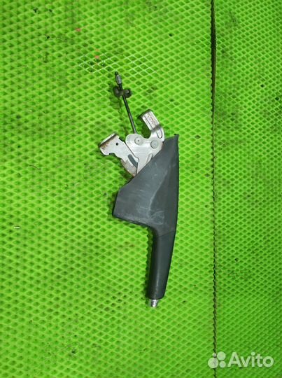 Рычаг стояночного тормоза Skoda Rapid