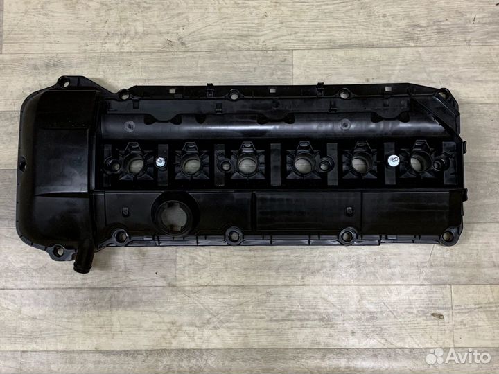 Крышка головки блока цилиндров BMW M54, M52TU