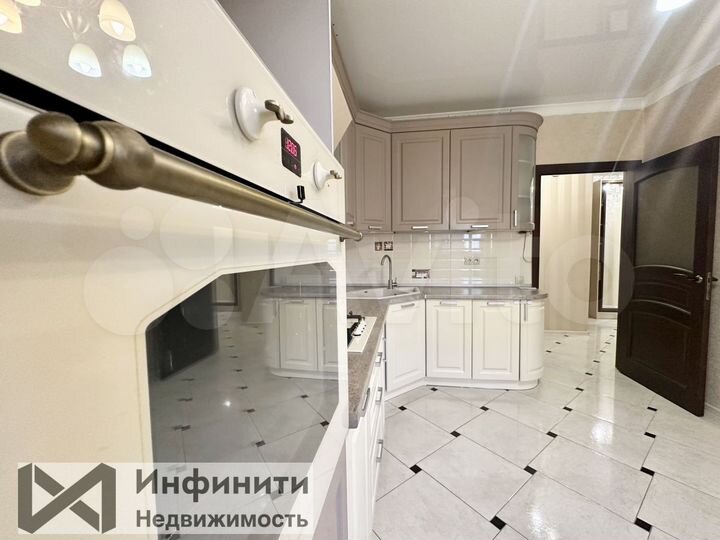 3-к. квартира, 84 м², 9/10 эт.