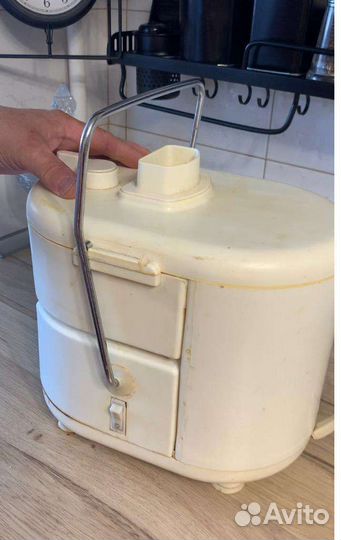 Соковыжималка шнековая СССР