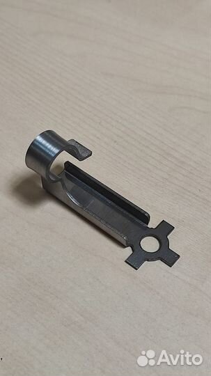 Кронштейн троса спидометра иж Орион