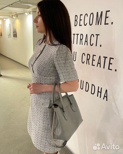 Твидовое платье в стиле Chanel