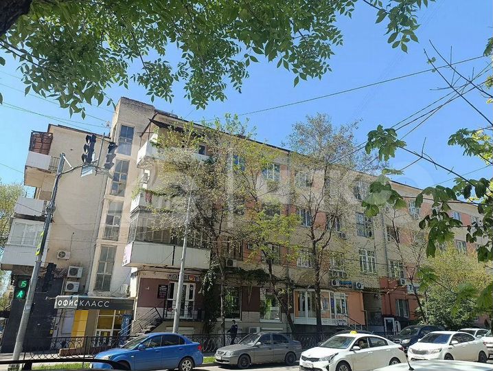 4-к. квартира, 100 м², 4/4 эт.