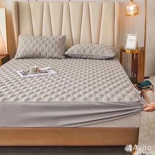 Наматрисник на резинке новый