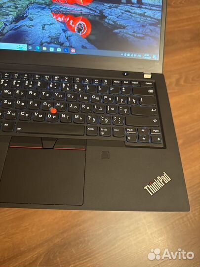 ThinkPad T14 Gen 2 400nit 4G LTE i5 16-256