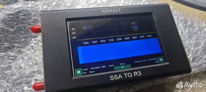 Анализатор спектра Arinst SSA-TG R3 и антена км6