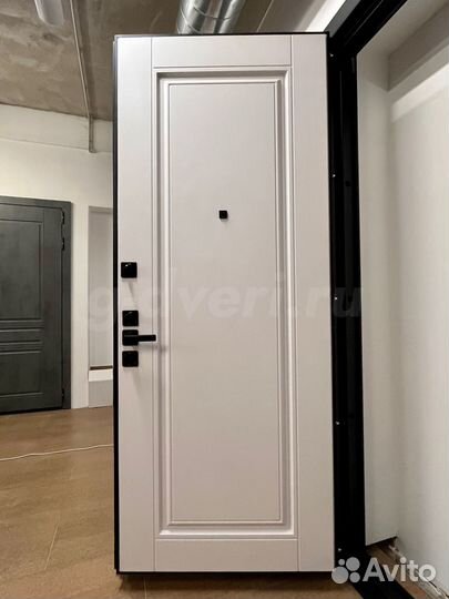 Дверь входная металлическая Гранит Эксклюзив