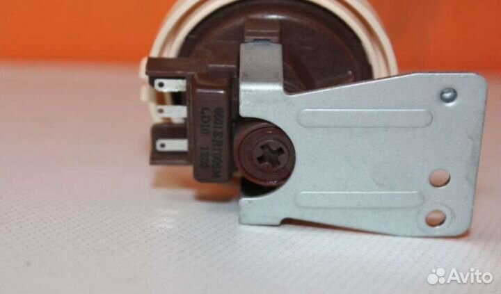 Прессостат LG 6601ER1006M бу. 1638