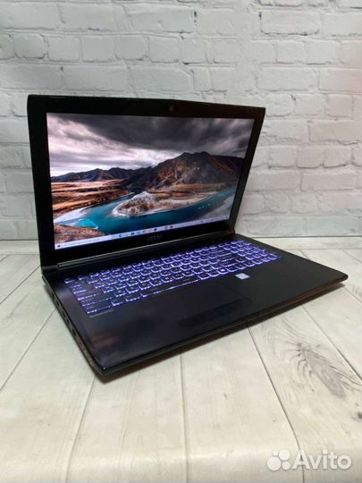 Игровой ноутбук MSI I5-7300HQ / GTX 1050 / 24gb
