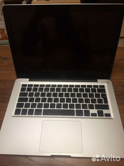 Apple MacBook