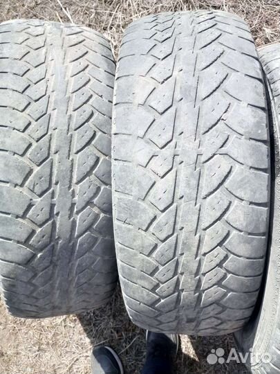 Cooper Discoverer M+S 235/65 R17