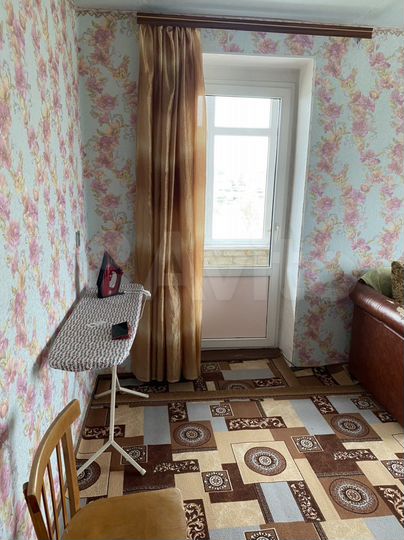 2-к. квартира, 50 м², 4/4 эт.