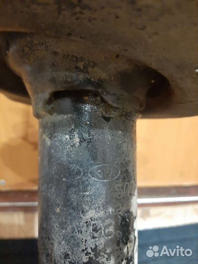 Стойка передняя левая