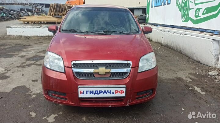 Обшивка стойки задней правой нижняя Chevrolet Aveo