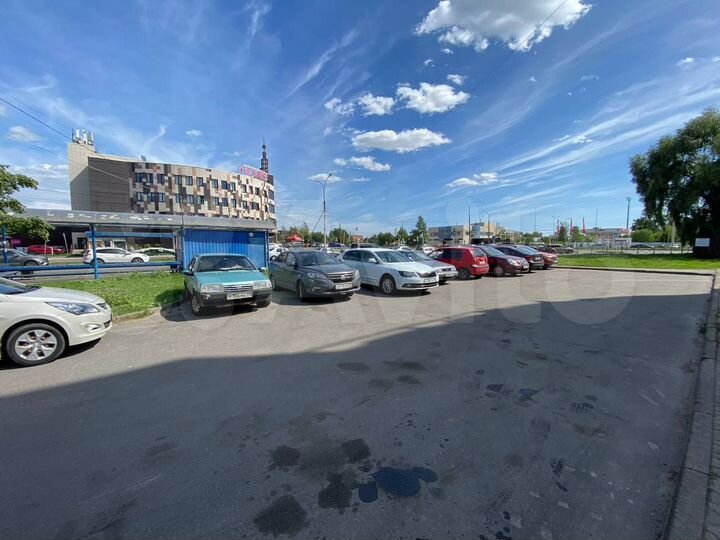 Торговая площадь, 194.7 м²