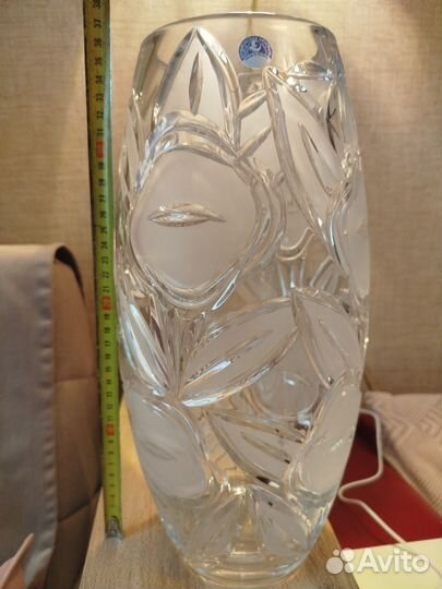 Ваза для цветов хрустальная