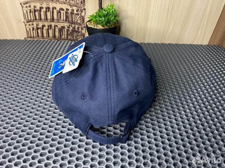 Кепка синяя Champion