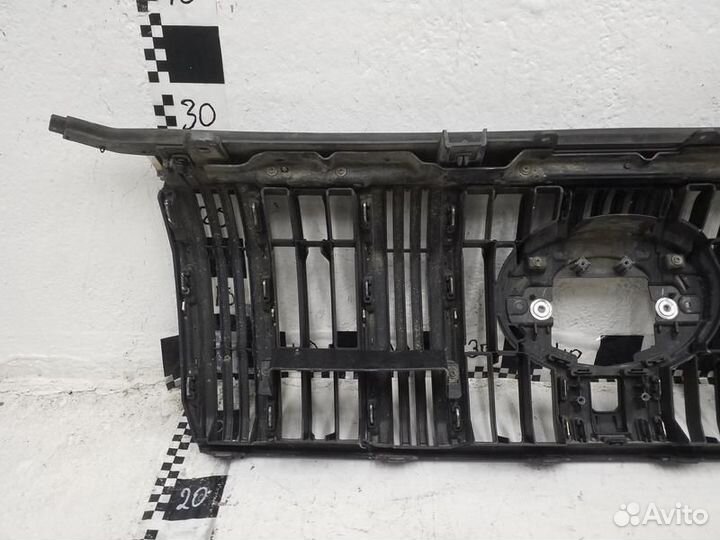 Решётка радиатора Toyota Land Cruiser Prado 150 Re