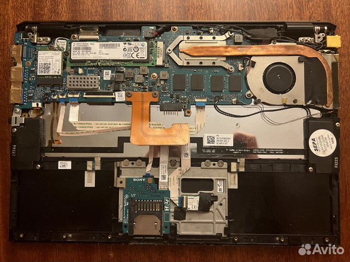 Sony vaio svp1121x9rb