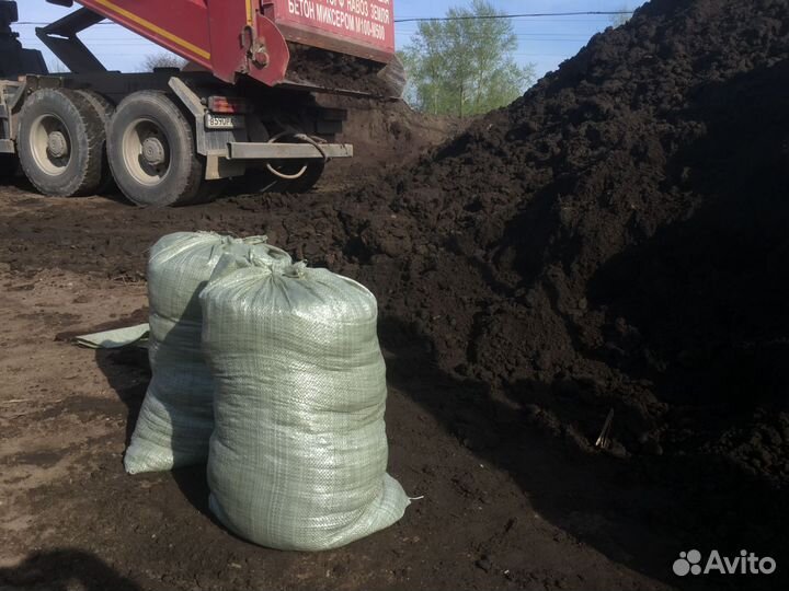 Грунт растительный в мешках(50л),валом до 25м3