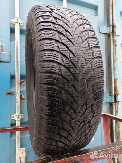 Nokian Tyres WR SUV 4 235/65 R17