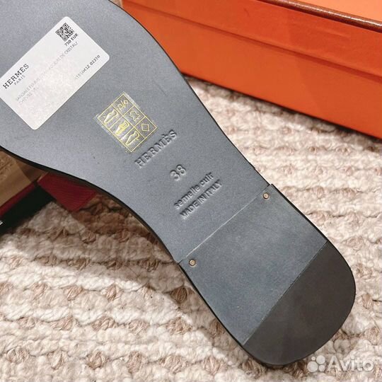 Шлёпанцы Hermes В наличии Размер 38