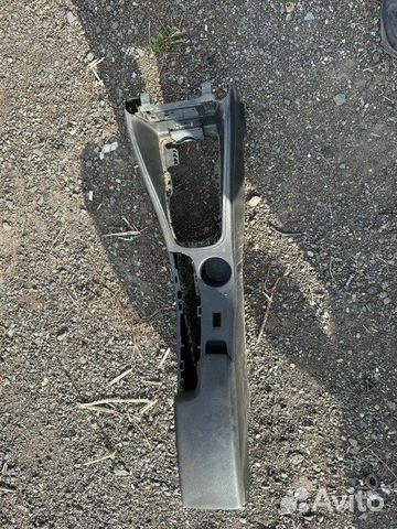 Центральная консоль с подлокотником Renault Megane