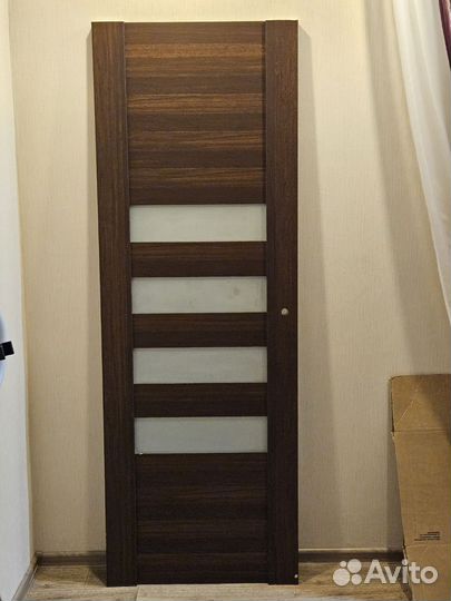 Двери межкомнатные деревянные новые