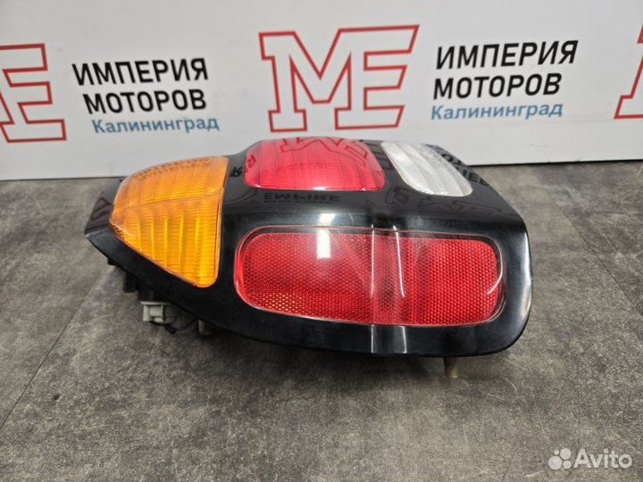 Фонарь задний Mitsubishi Montero Sport K9 2002