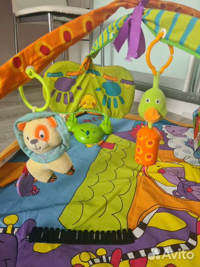 Развивающий коврик