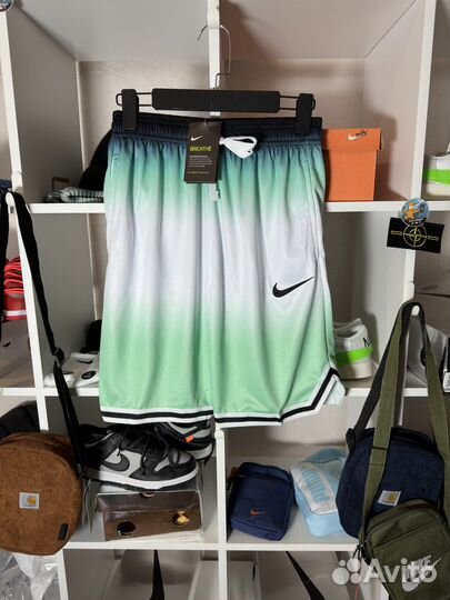 Шорты Nike градиент