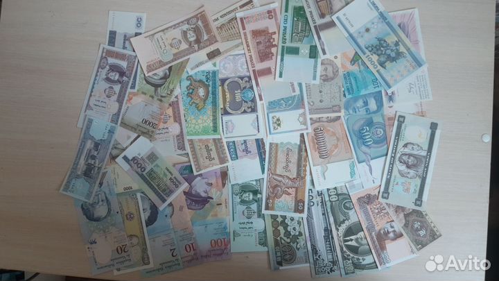 Иностранные банкноты и банковские билеты