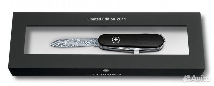 Нож Victorinox 1.3701.J11