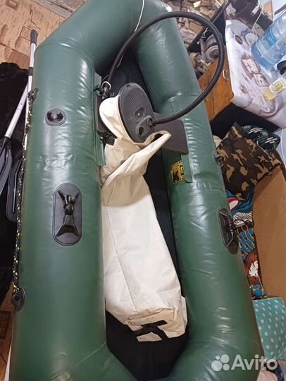 Лодка надувная резиновая весельная