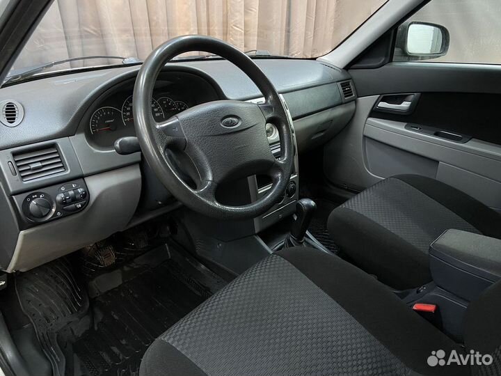 LADA Priora 1.6 МТ, 2010, 220 500 км