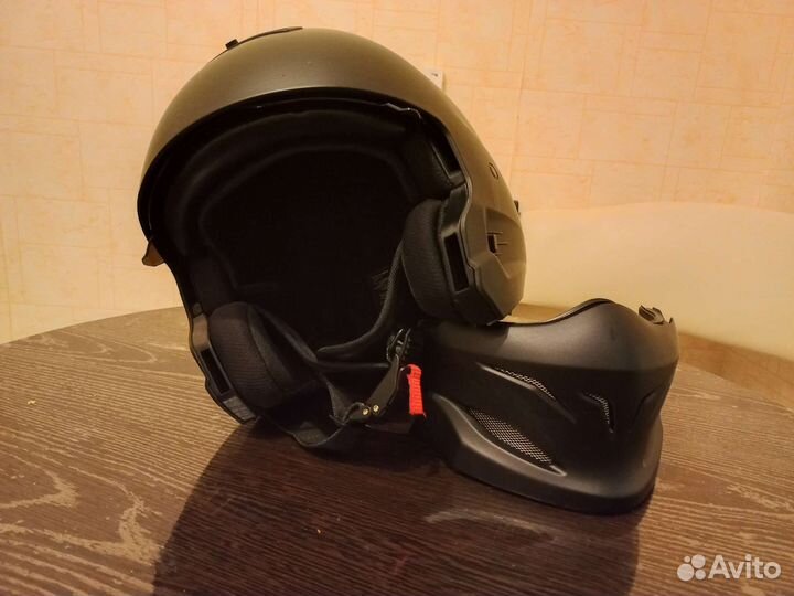 Мотошлем скорпион чёрный мат