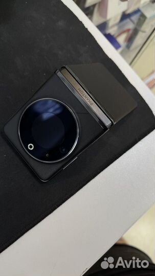 TECNO Phantom V Flip, 8/256 ГБ