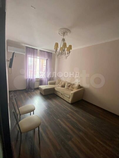 2-к. квартира, 52 м², 2/12 эт.