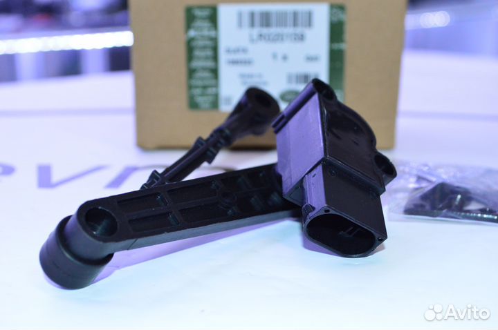 Датчик положения кузова Range Rover Sport L320