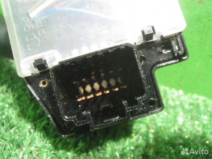 Подрулевой переключатель стеклоочистителя Ford Fo