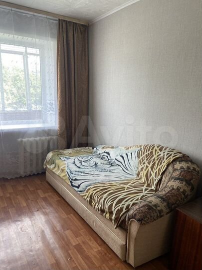 Комната 14 м² в 5-к., 3/5 эт.